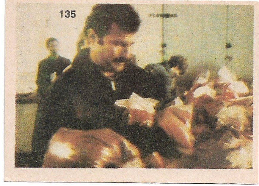 FIGURITA DE INVASÍON EXTRATERRESTRE 1984 N°135