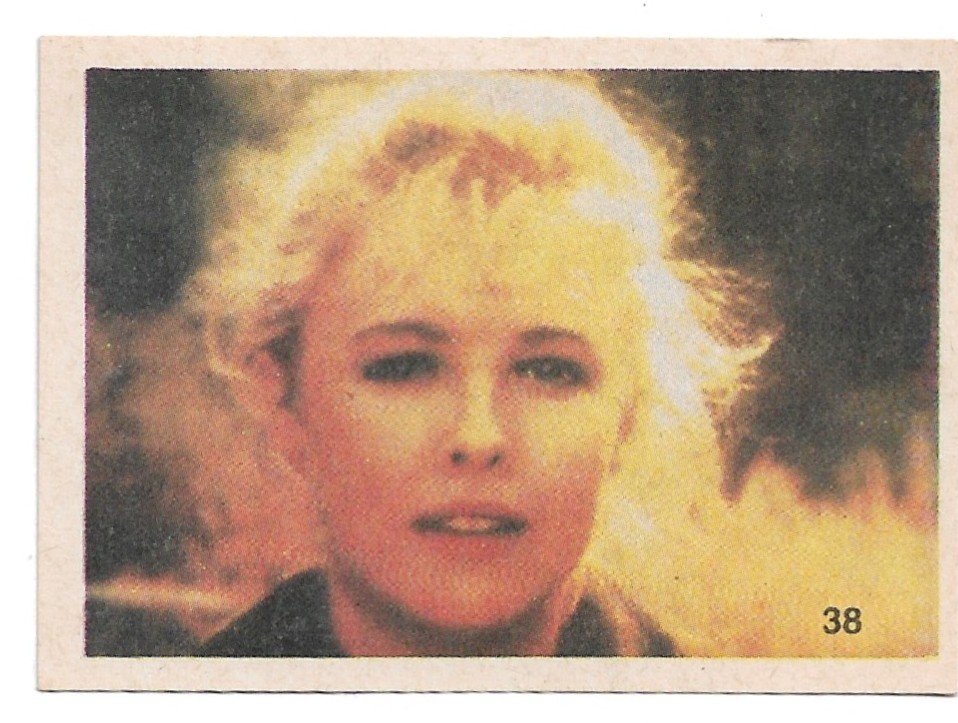 FIGURITA DE INVASÍON EXTRATERRESTRE 1984 N°38