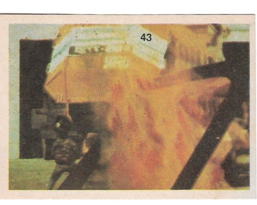 FIGURITA DE INVASÍON EXTRATERRESTRE 1984 N°43