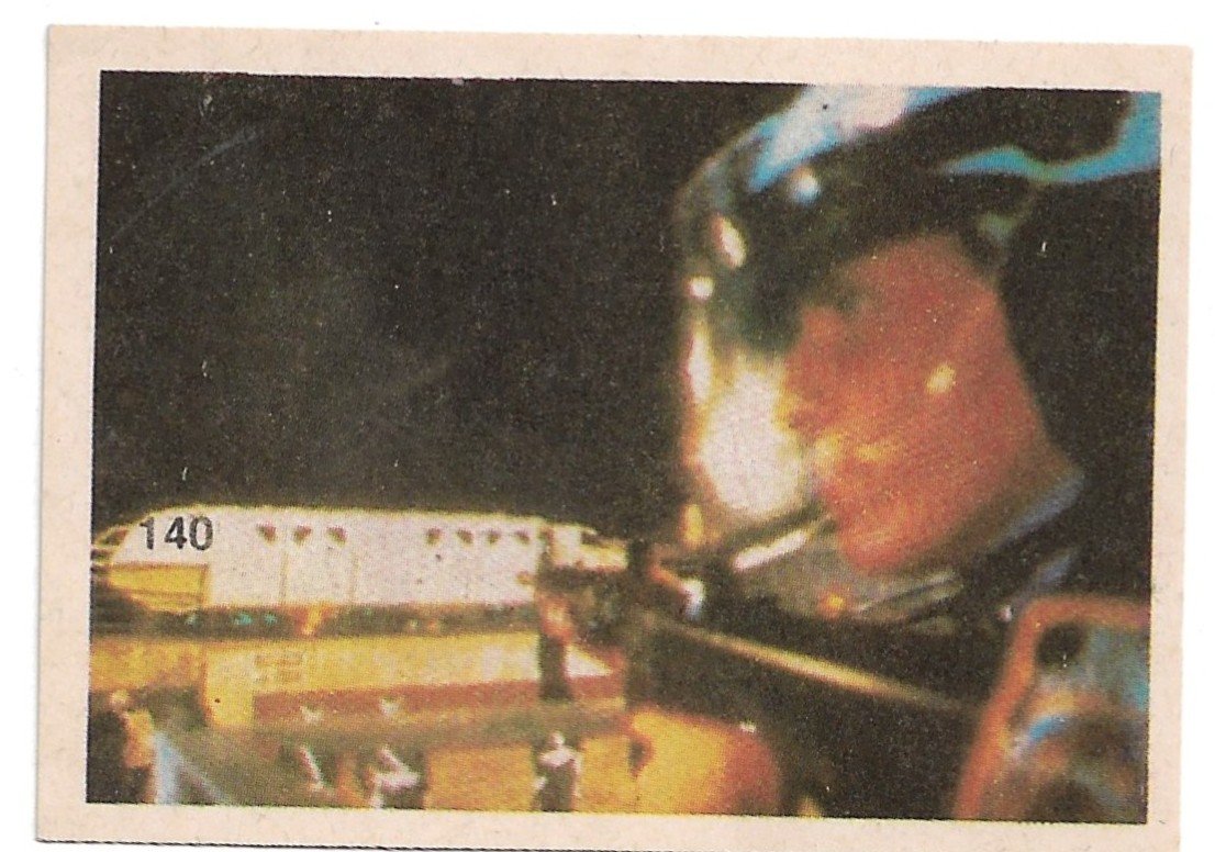 FIGURITA DE INVASÍON EXTRATERRESTRE 1984 N°140