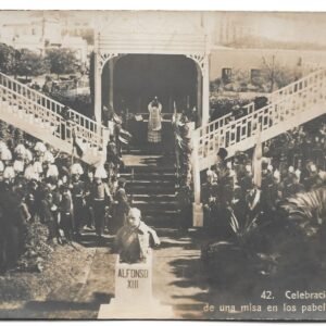 POSTAL 42. CELEBRACIÓN DE UNA MISA EN LOS PABELLONES ESPAÑOLES