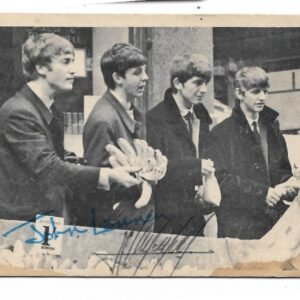 FIGURITA DE LOS BEATLES N°5