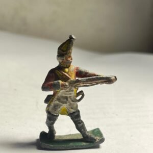 FIGURA DE FUSILERO EN POSICIÓN DE COMBATE DE PLOMO ANTIGUO